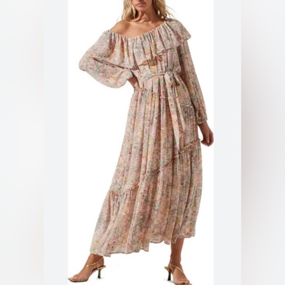 Astr Floral Ruffle Long Sleeve Dress